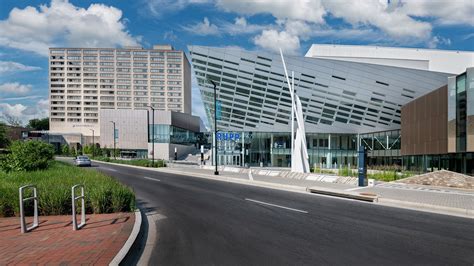 downtown lexington hotels near rupp arena